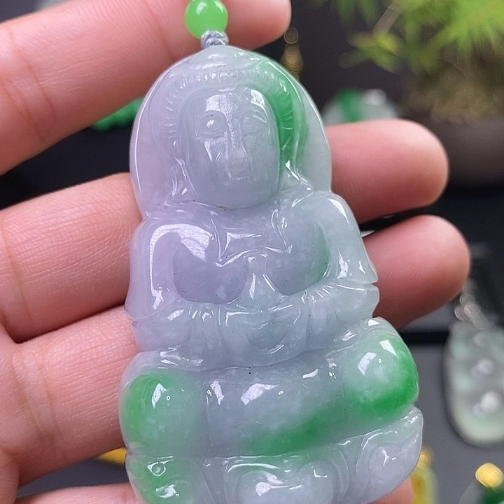 翡翠未镶嵌吊坠(赠链)