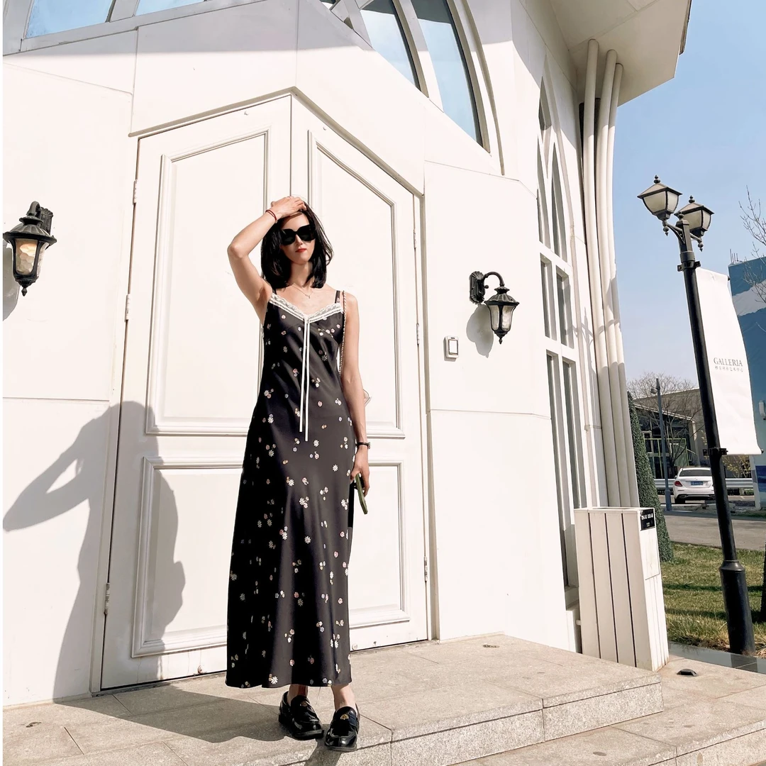 【繁华似梦】大气显瘦女性美碎花长裙修身气质连衣裙长款夏季黑色