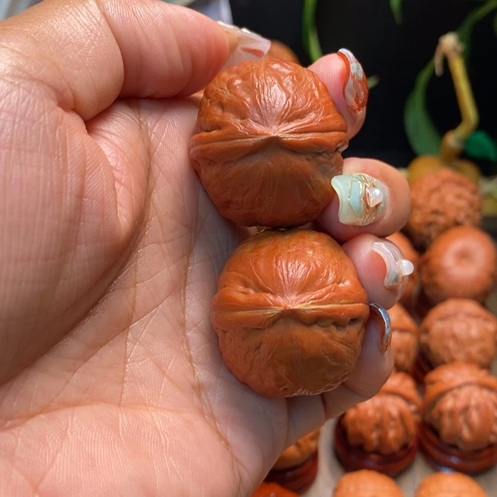 文玩核桃把件玲珑珠