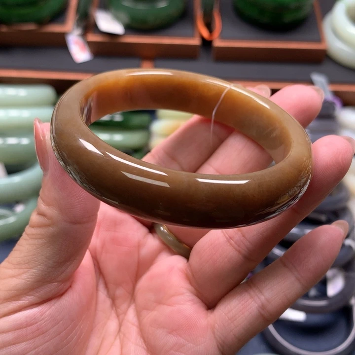 【闪购商品】未镶嵌手镯和田玉