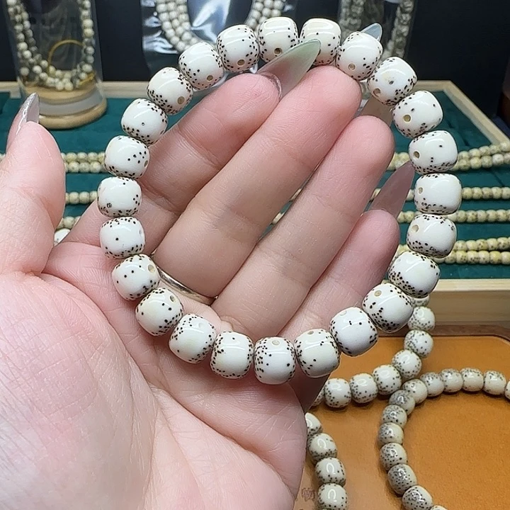 星月菩提手串10x9原白通体