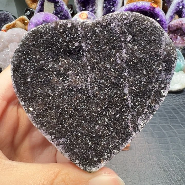 紫晶未镶嵌珠宝半成品