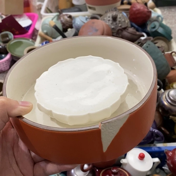 陶瓷艺术品及陶瓷壶