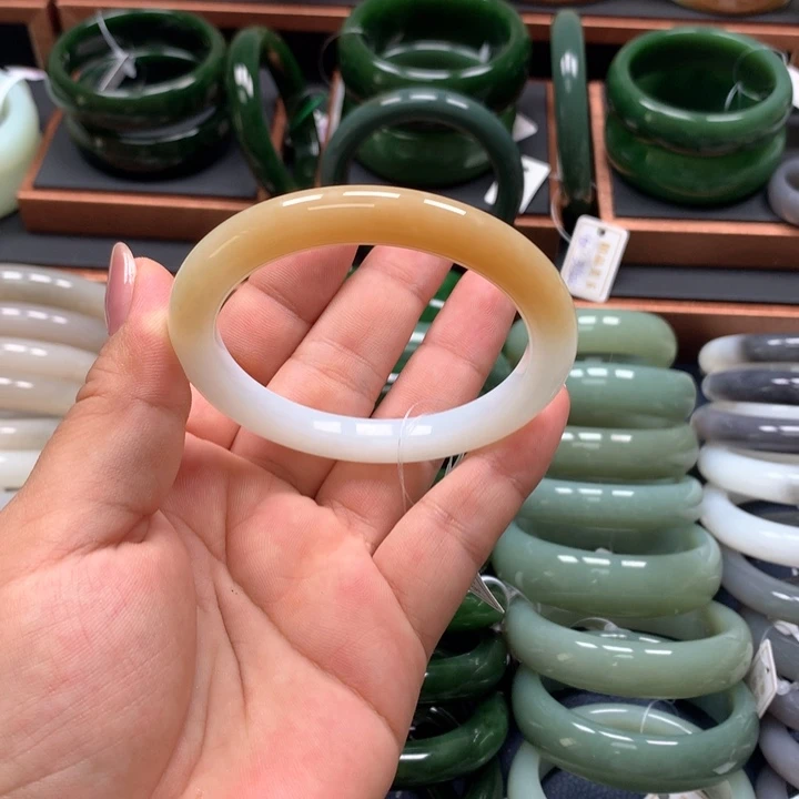 【闪购商品】和田玉手镯未镶嵌