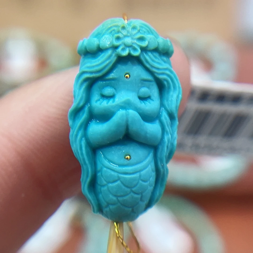 千***岁未镶嵌绿松石珠宝奇石