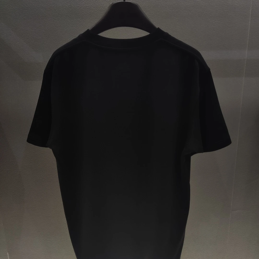 男士中间标黑两色半袖休闲