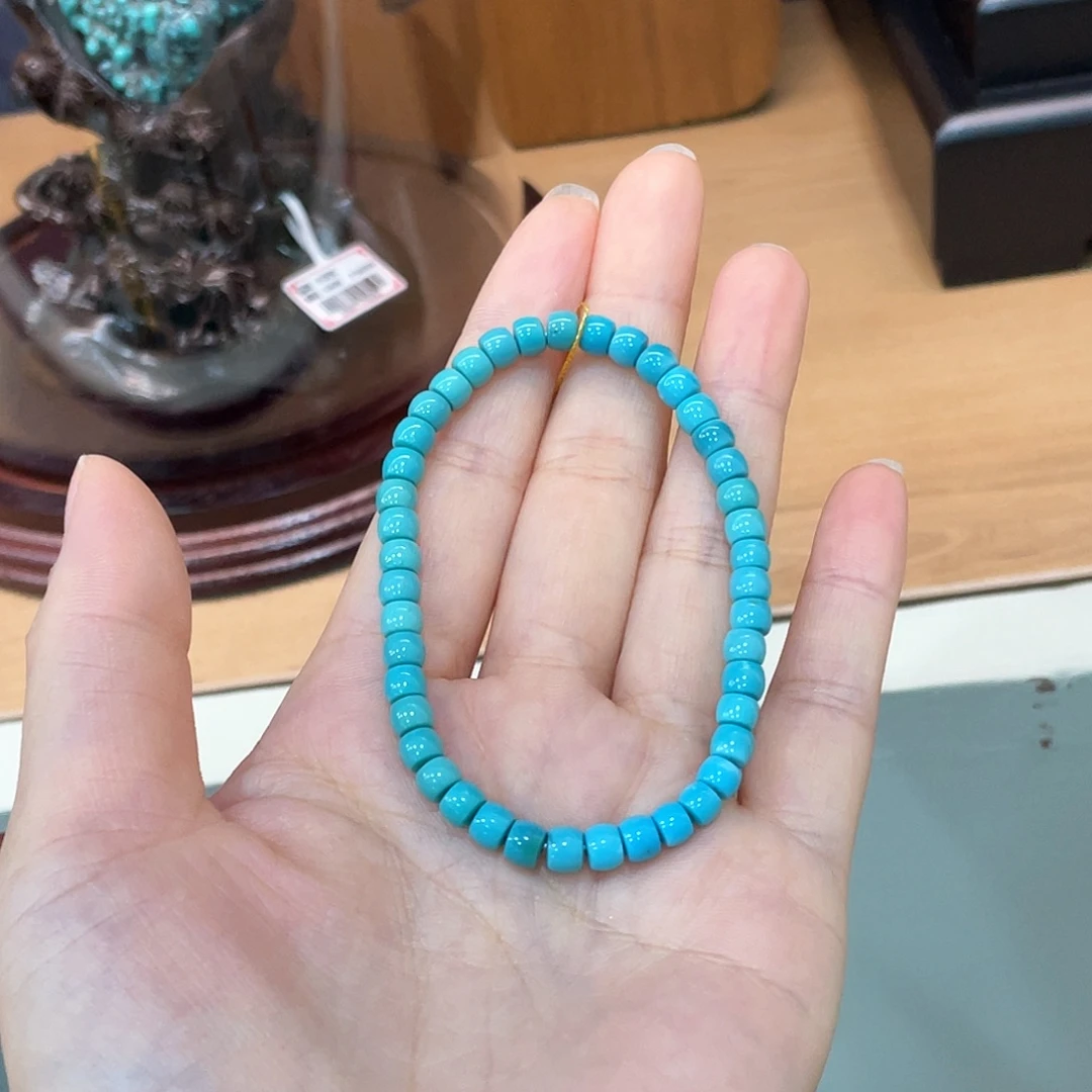 绿松石未镶嵌颈饰