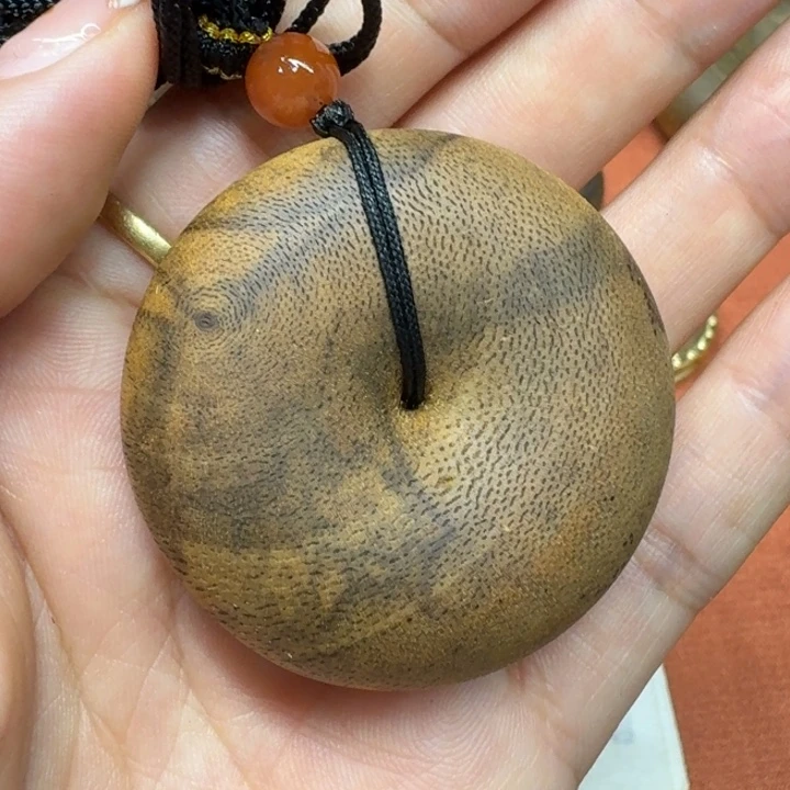 大叶紫檀（黑酸枝木类）