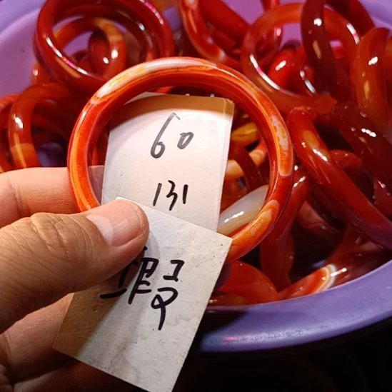 玛瑙/玉髓未镶嵌手镯