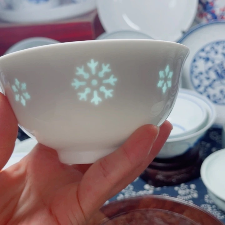 青花玲珑5寸饭碗雪花雕刻