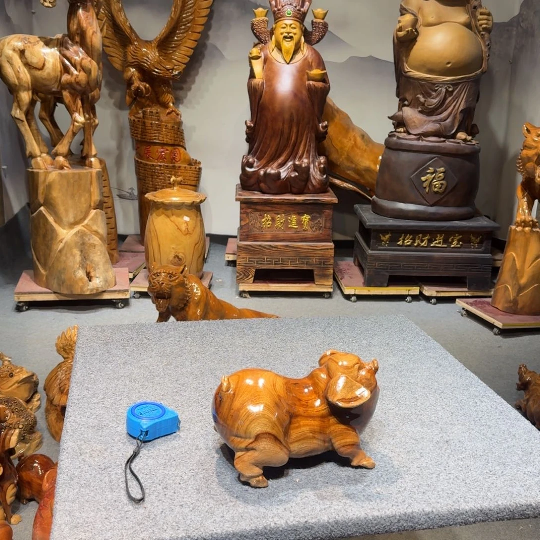 香樟木神****2香樟木小猪