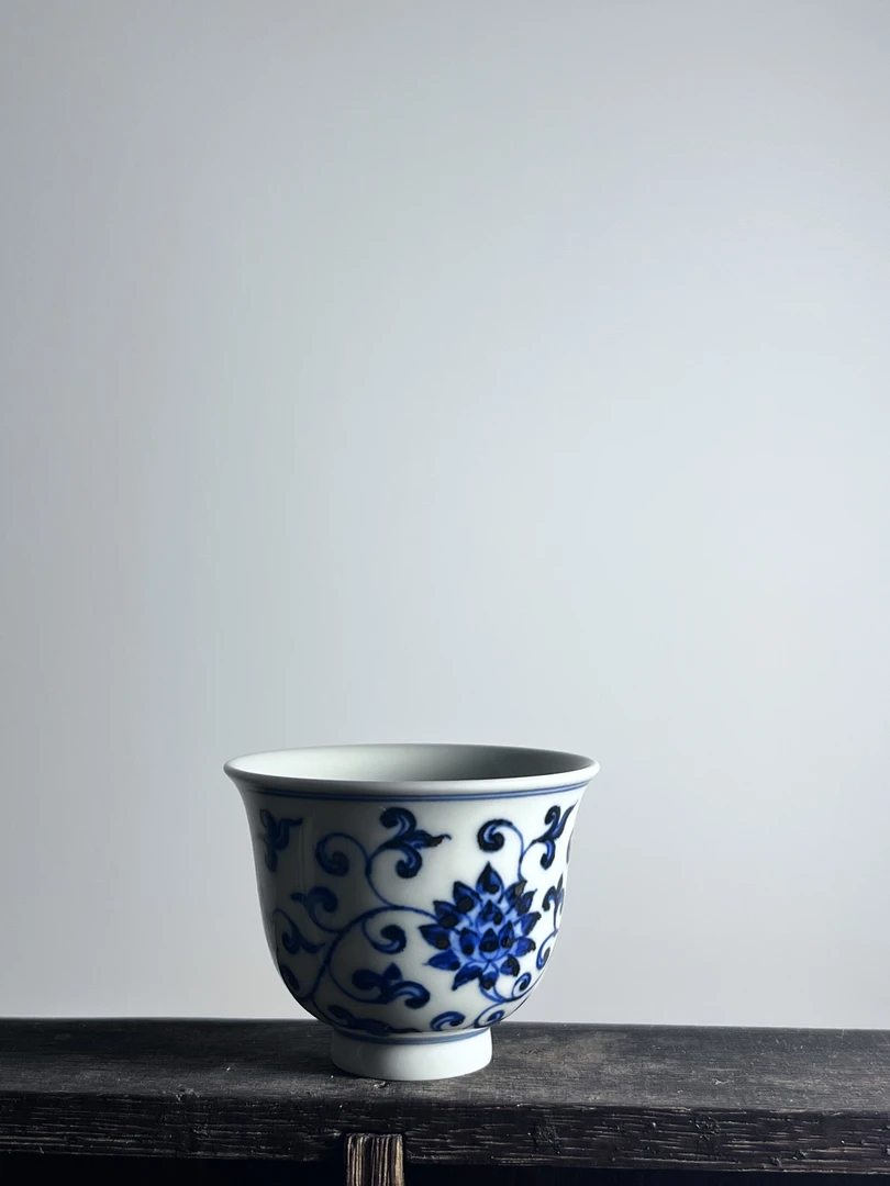 缠枝莲花纹铃铛小客杯复古品茗杯