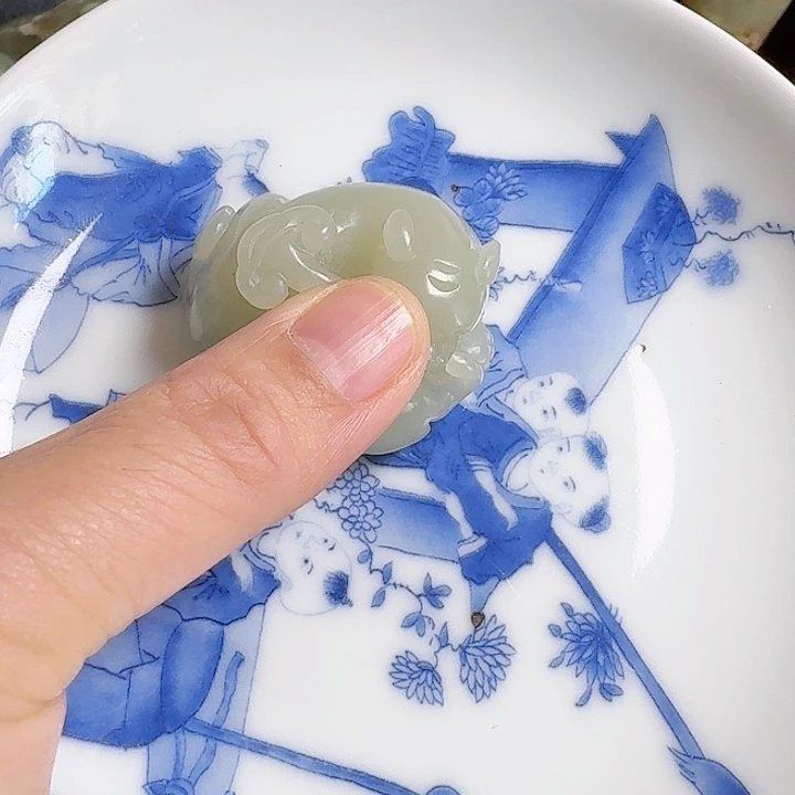 瓷片隔**雨新号开播瓷盘一个