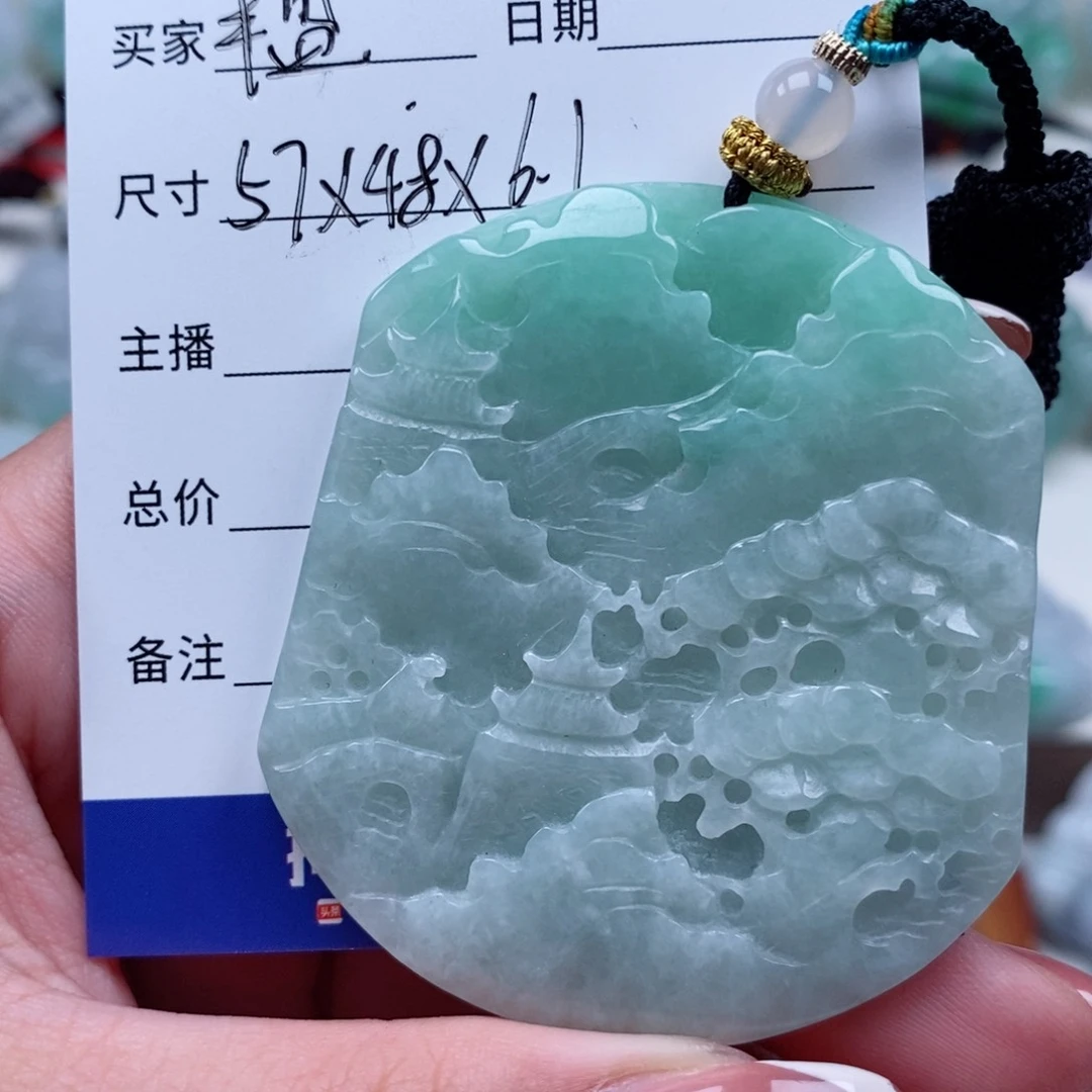 丰***家翡翠未镶嵌颈饰天然翡翠
