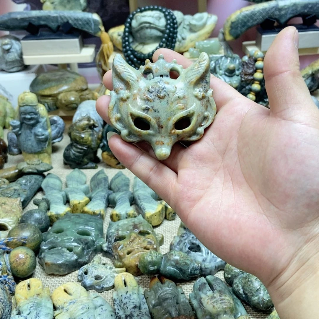 岫岩河磨玉（透闪石质玉）手把未镶嵌小**光