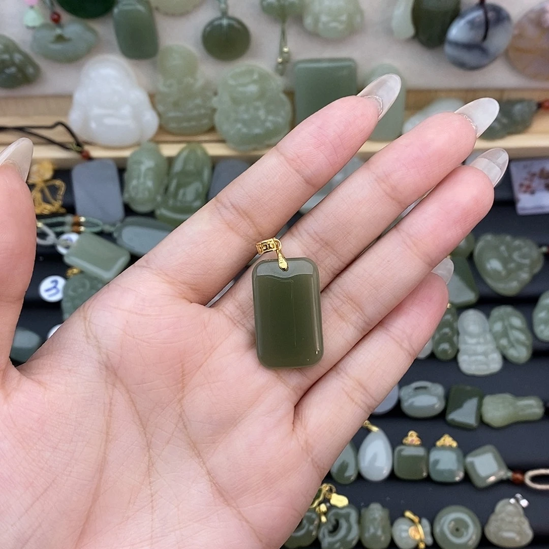 吊坠(赠链)银S925镶嵌和田玉