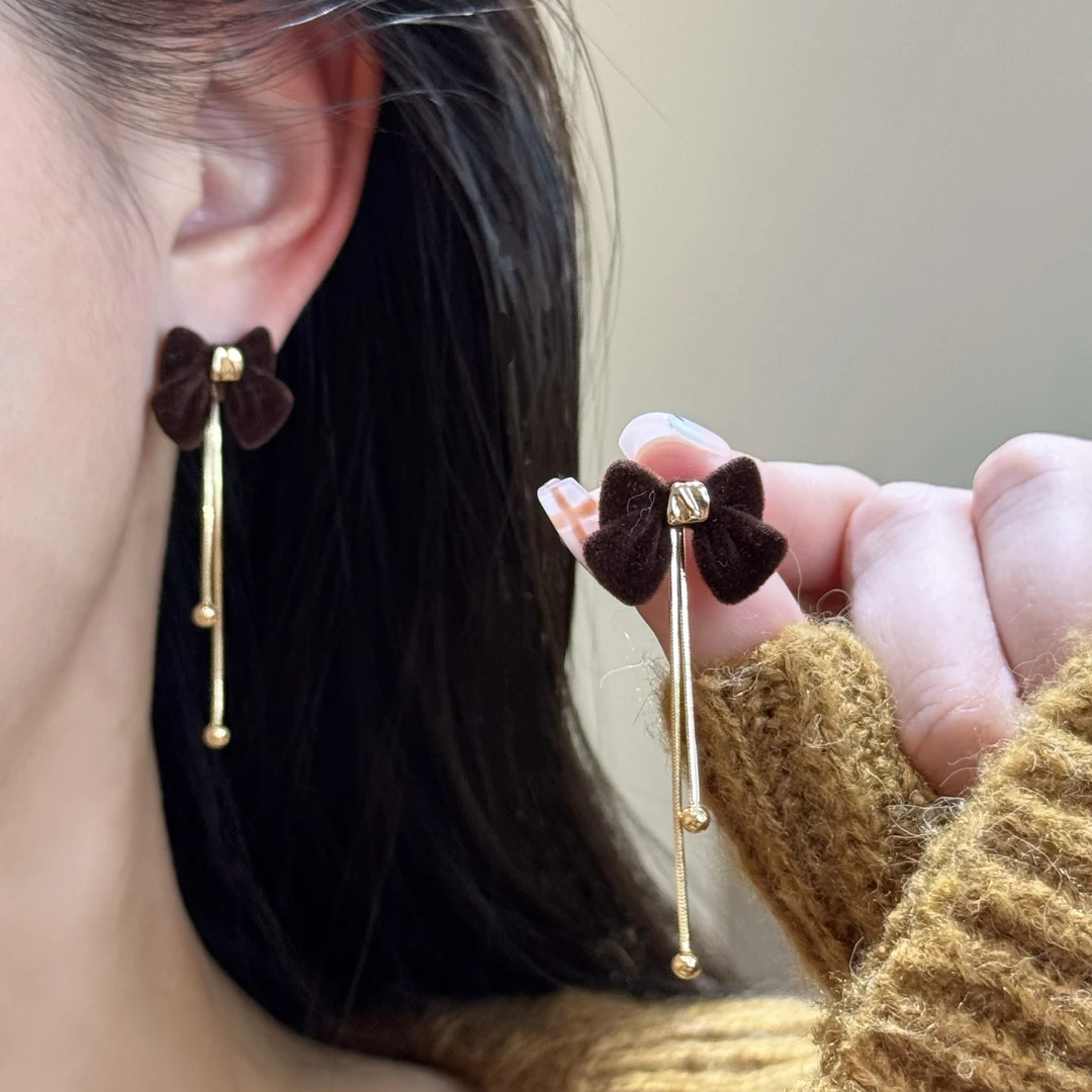 韩芸汐耳饰 法式美拉德植绒蝴蝶结流苏耳钉百搭高级感耳饰A-22