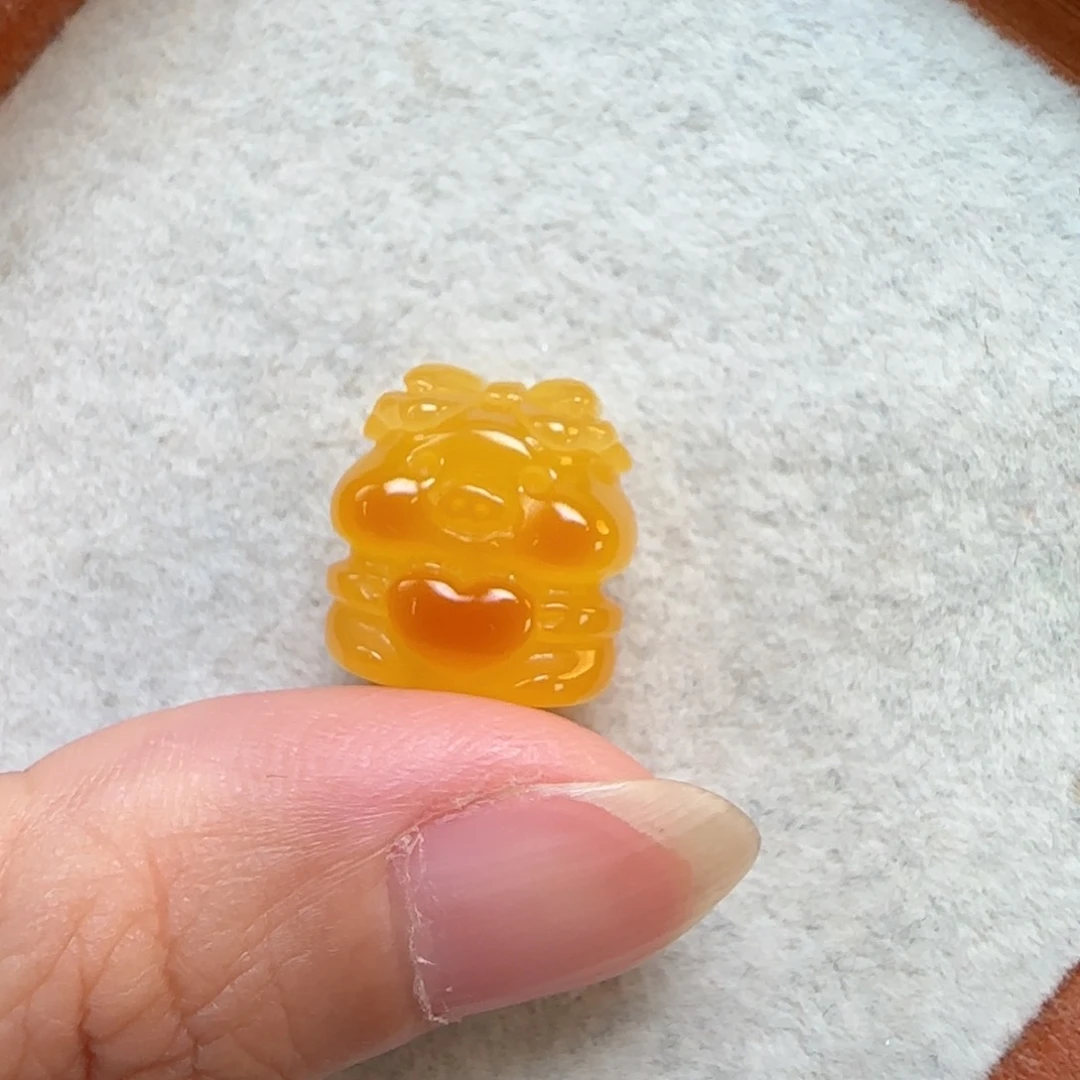 琥珀未镶嵌珠宝奇石定制
