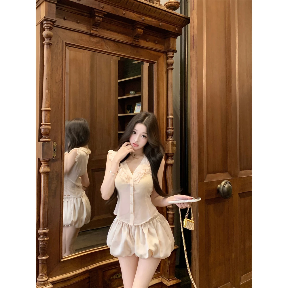 贵富•【香甜软糯】荷叶边上衣缎面花苞短裤名媛气质两件套