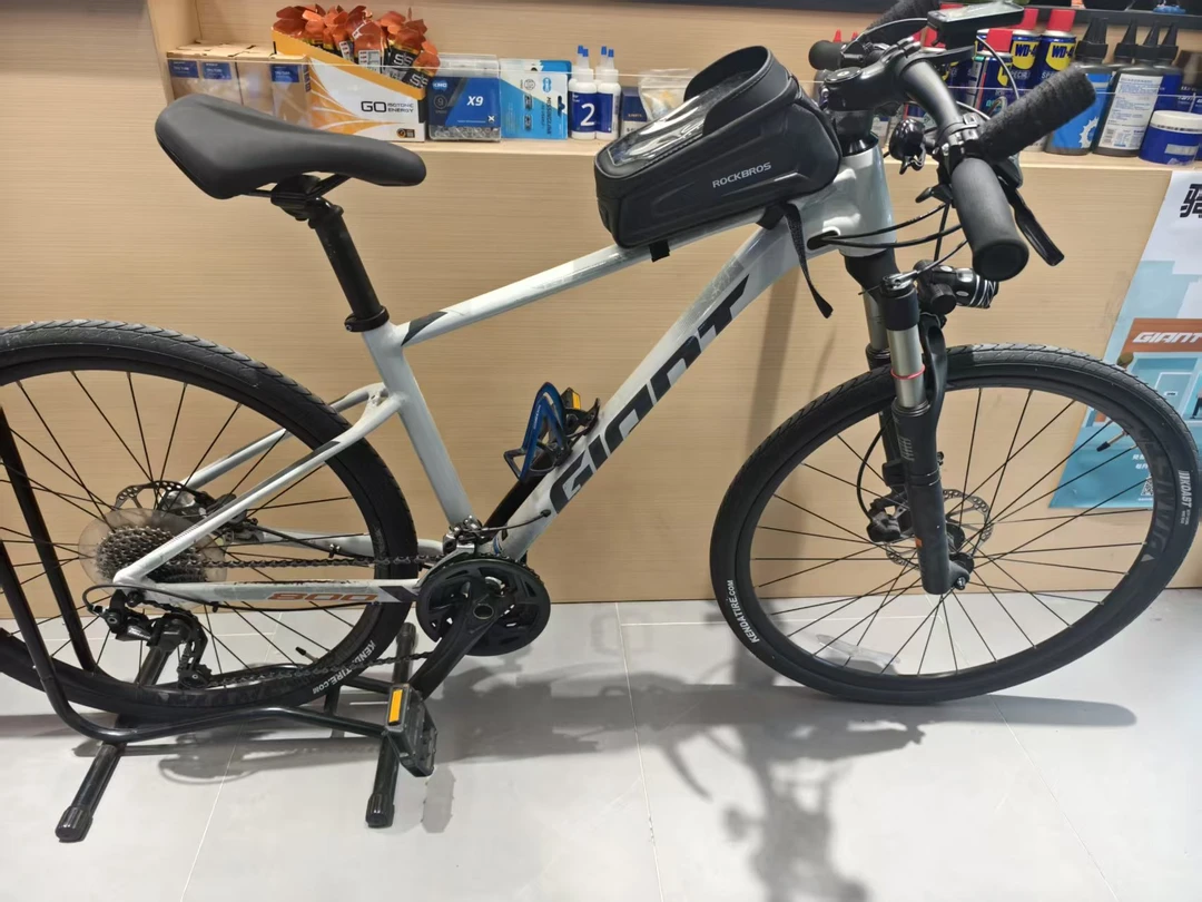 Giant/捷安特铝合金双碟刹30速变速减震城市越野山地自行车