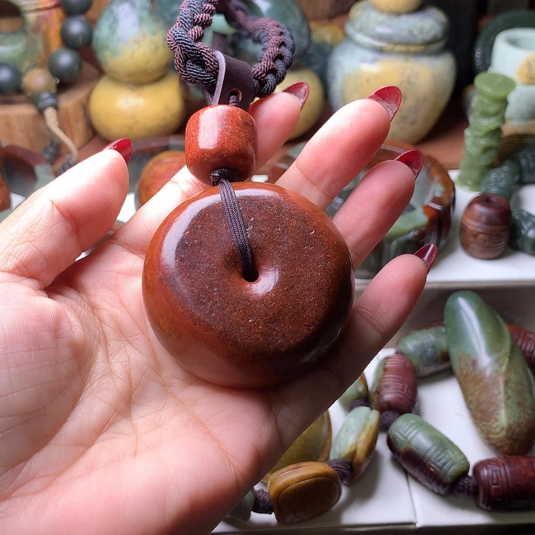 岫岩河磨玉（透闪石质玉）未镶嵌把件