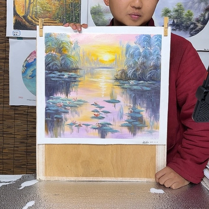 油画行路人小院绘画作品竞拍成功了，