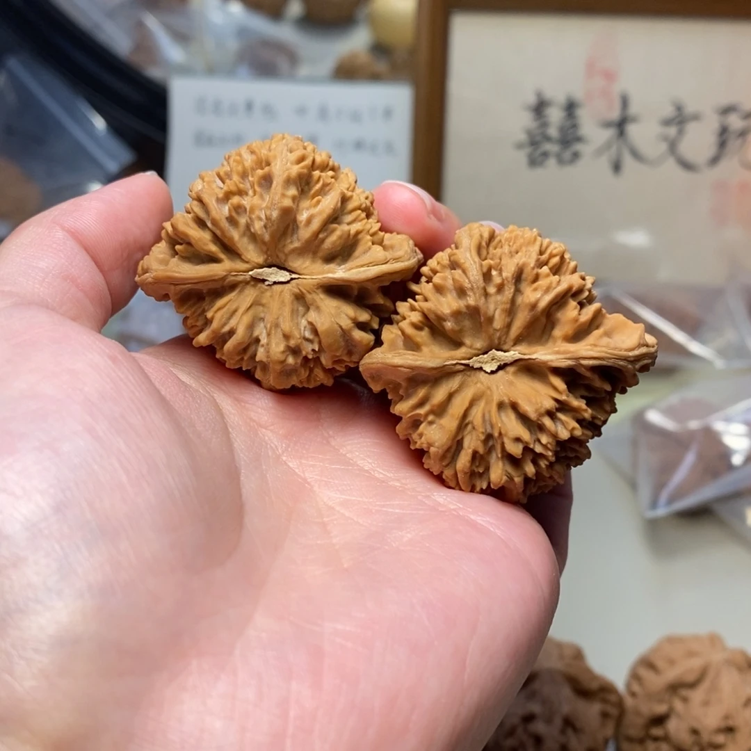 黄***生文玩核桃把件1111111111111