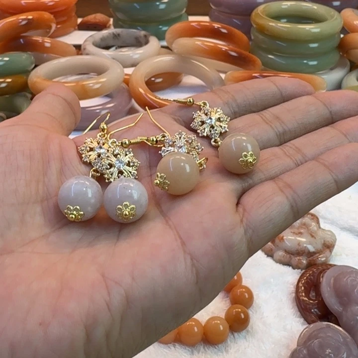 石英岩玉未镶嵌手镯