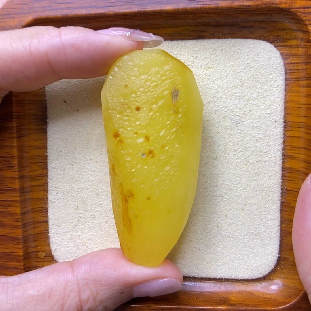 未镶嵌定制琥珀敏