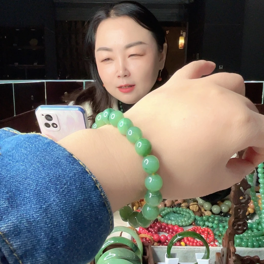 密玉（石英质玉）未镶嵌颈饰