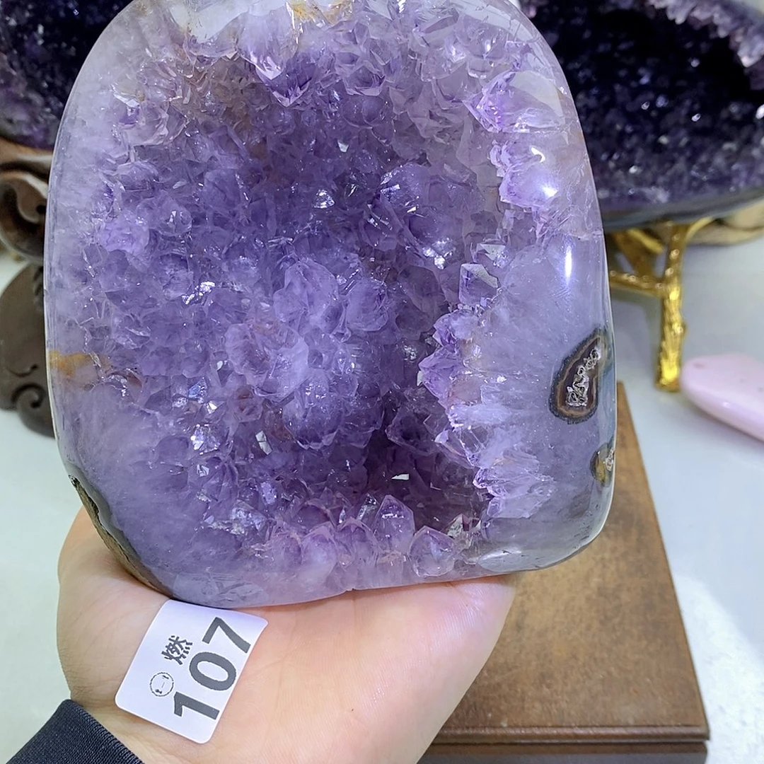 风***虹未镶嵌紫晶大型摆件（非配饰）