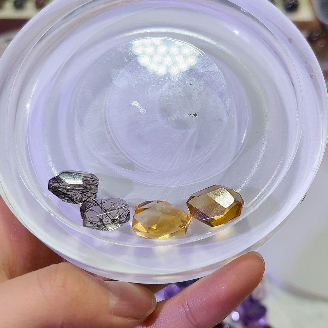 水晶水晶未镶嵌言*酒19打孔