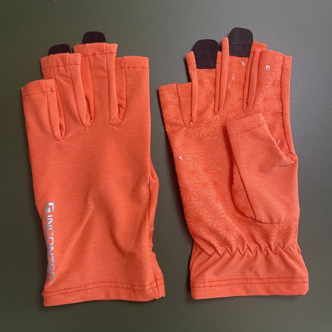 A037 轻薄防滑速干手套 1