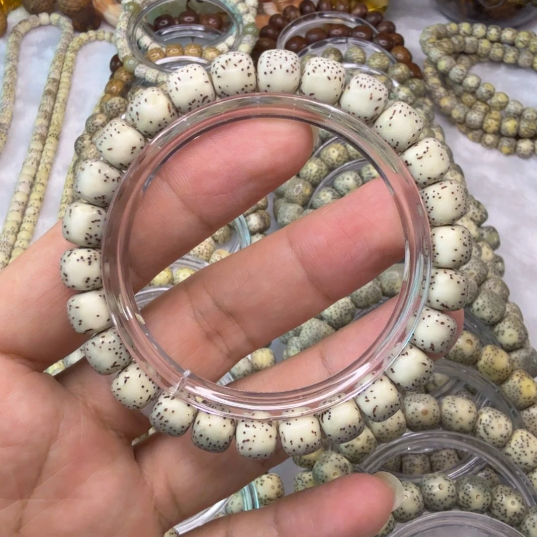 星月菩提手串星月菩提糯冰绿背河豚98