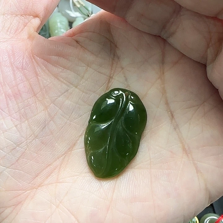 和田玉未镶嵌吊坠(不含链)