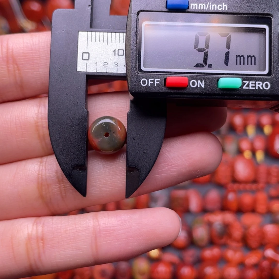 南红玛瑙未镶嵌配饰包浆隔片款