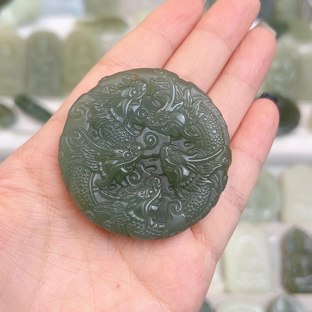 颈饰未镶嵌和田玉九龙护主平安扣