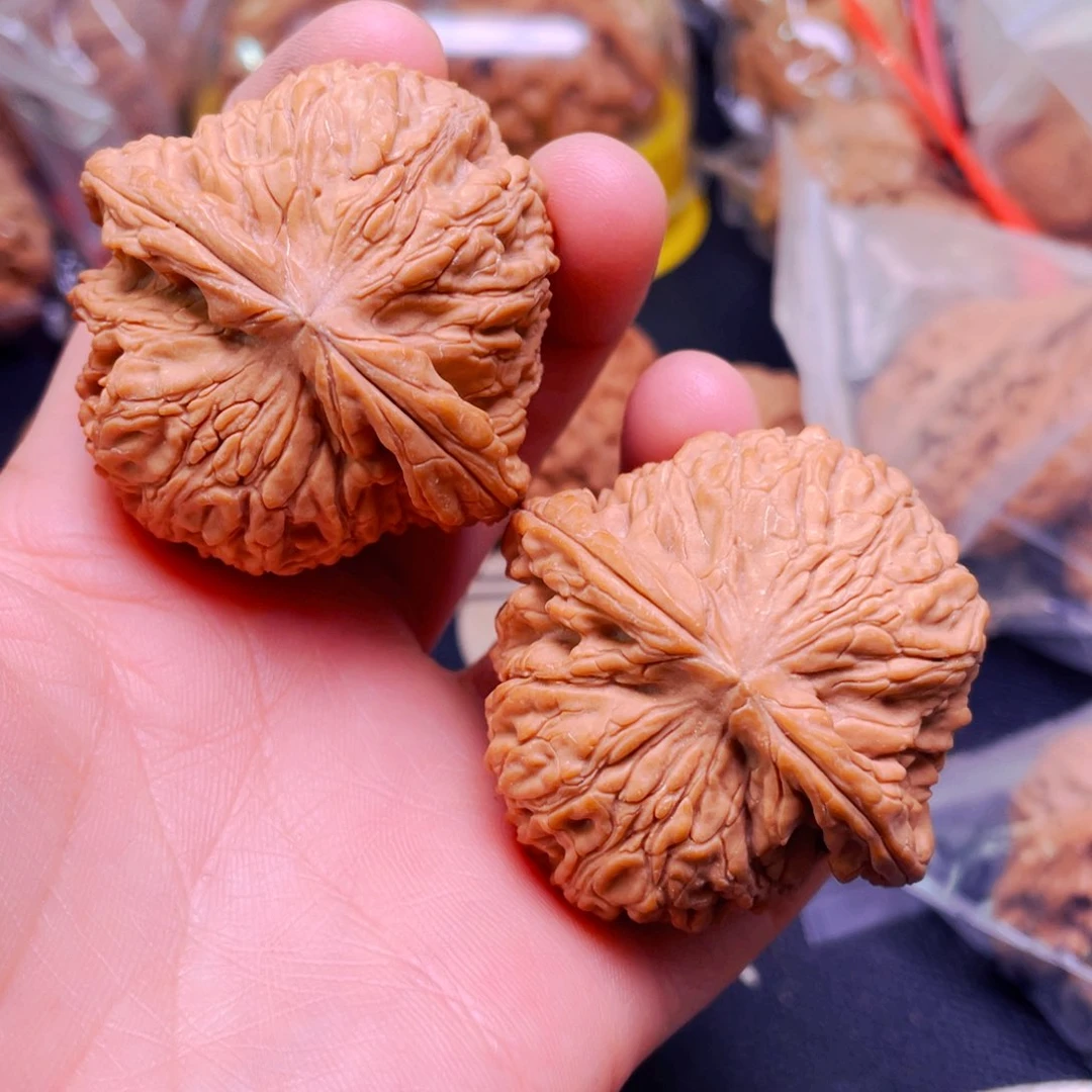 吊坠文玩核桃南疆石