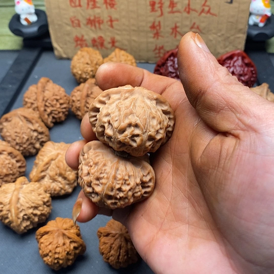 默***语吊坠文玩核桃核桃
