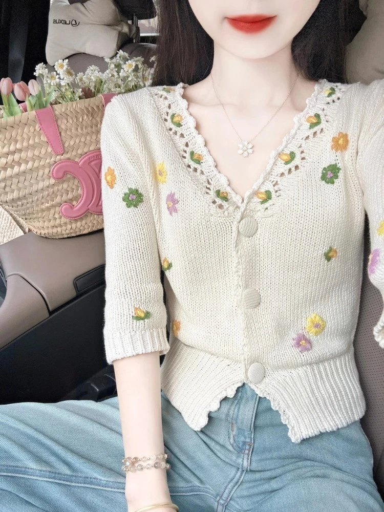 今年超火韩系chic米白色针织毛衣开衫女2025夏季薄款防晒上衣外套