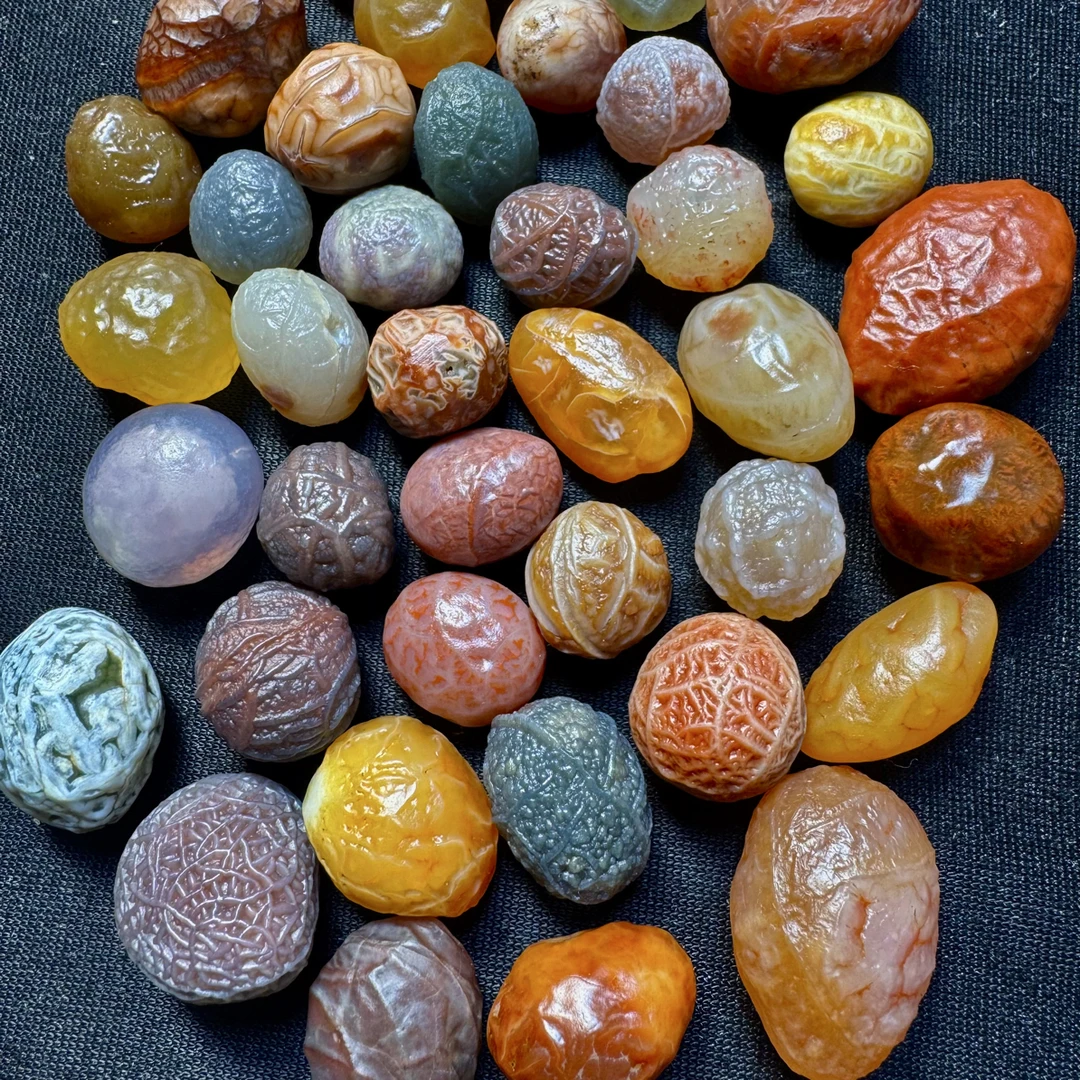 精选戈壁石彩石奇石天然原石收藏装饰五彩石彩色石子雨花石石头