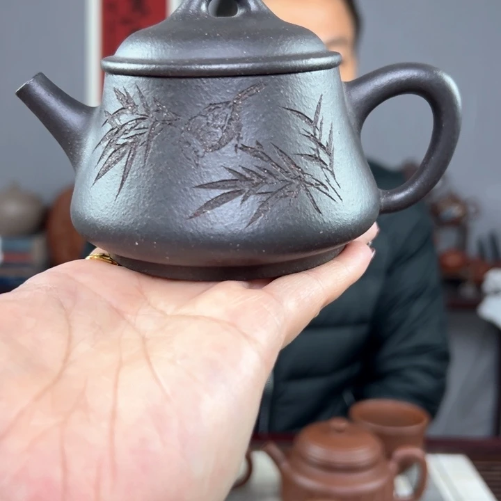 紫砂茶壶?****板宗国洪紫砂作品