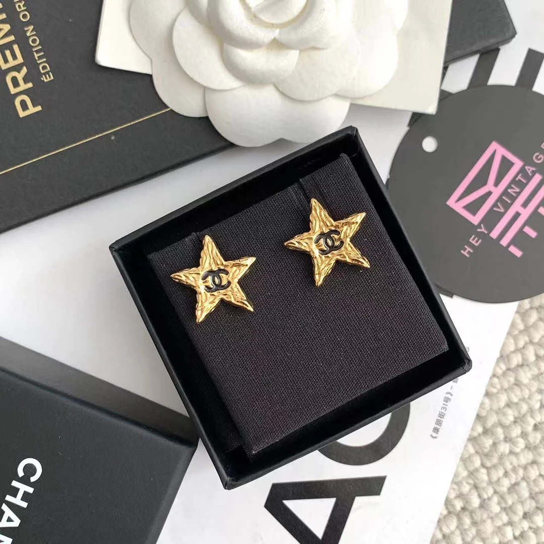 99新 Chanel/香奈儿 熔岩双C星星耳钉 13672122