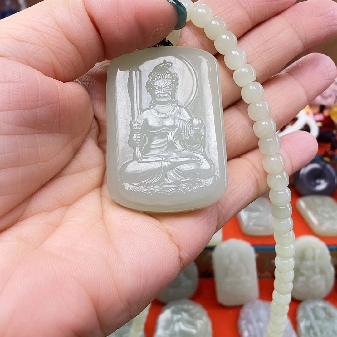 颈饰未镶嵌和田玉清**遇