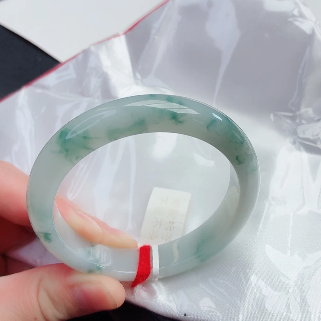 翡翠未镶嵌手镯天然翡翠A货