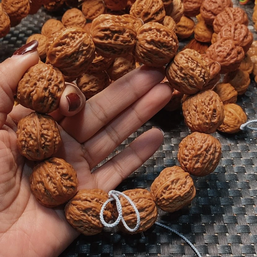 【闪购商品】文玩核桃吊坠树王