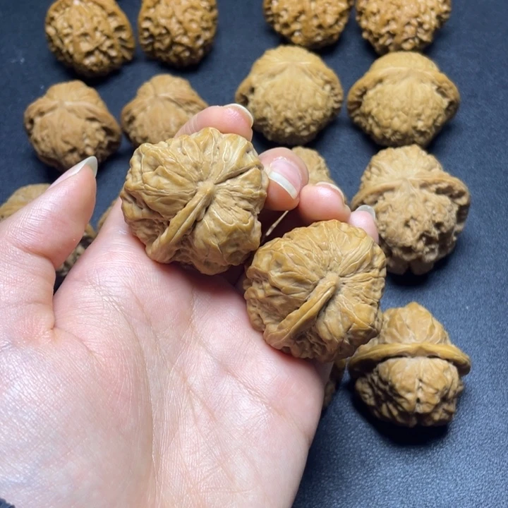 文玩核桃吊坠一帆风顺