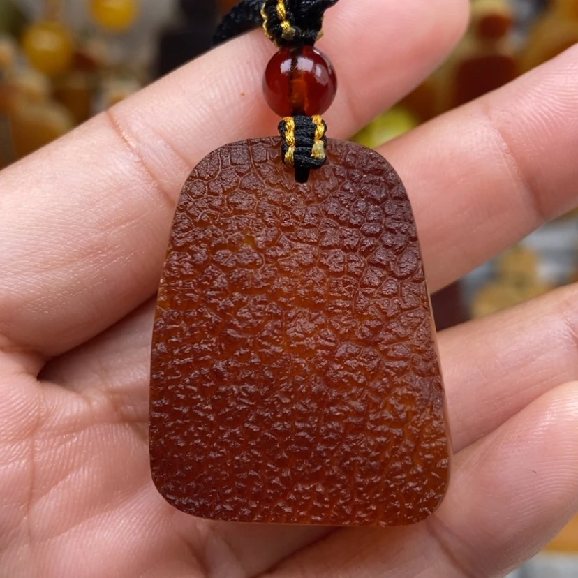 【闪购商品】琥珀颈饰未镶嵌
