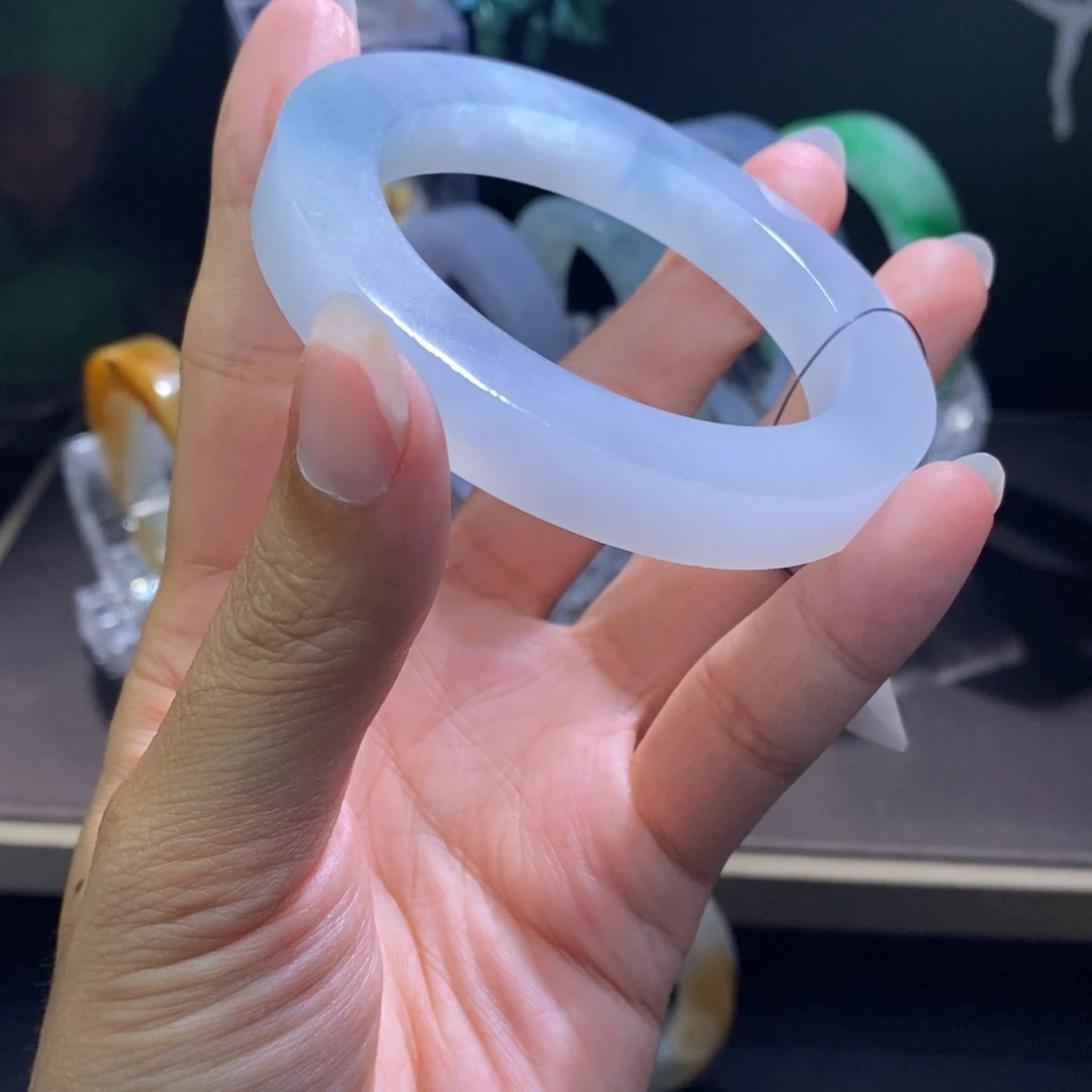 未镶嵌翡翠手镯定制翡翠圈*