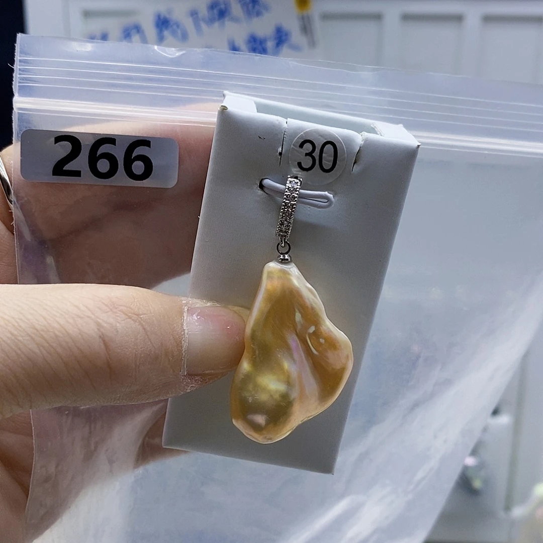 颈饰合金淡水珍珠晓*